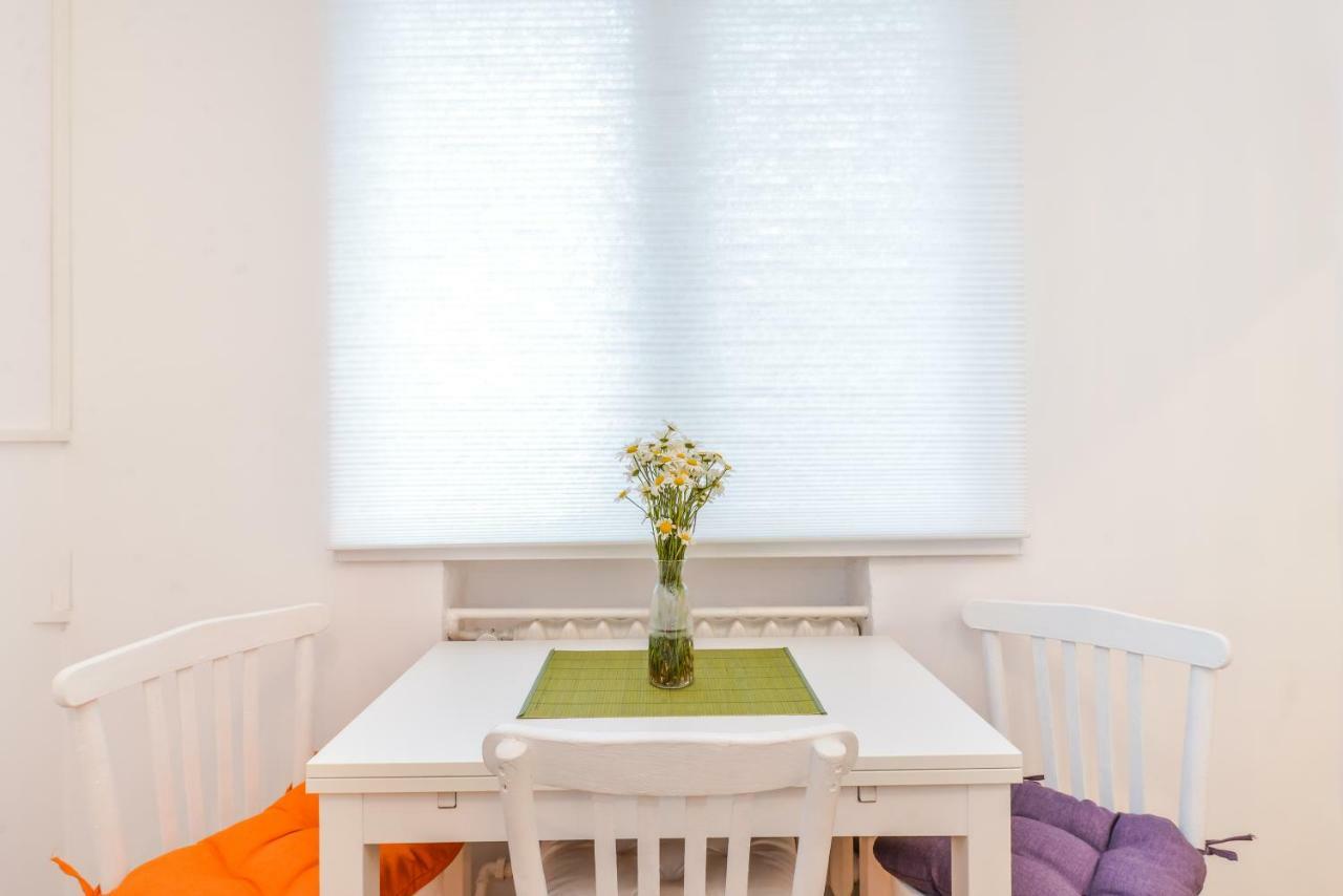 The Charming Home - One Bedroom Top Central Apartment By Flat Mаnager Szófia Kültér fotó