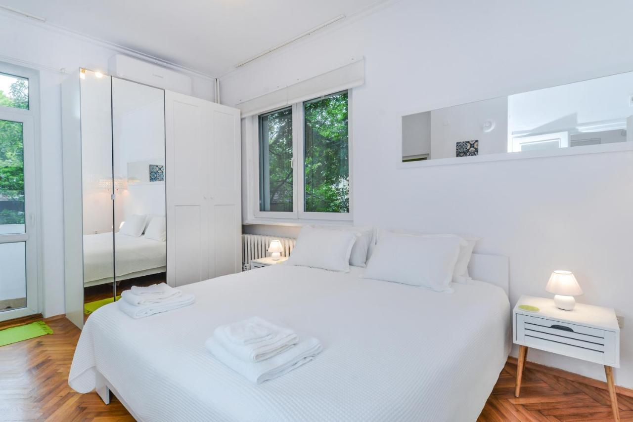 The Charming Home - One Bedroom Top Central Apartment By Flat Mаnager Szófia Kültér fotó